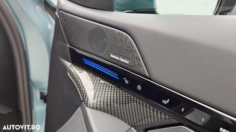 Second-hand BMW 520 Sport Line 208 CP (152 kW) 2024 Culoarealbastru Berlinǎ