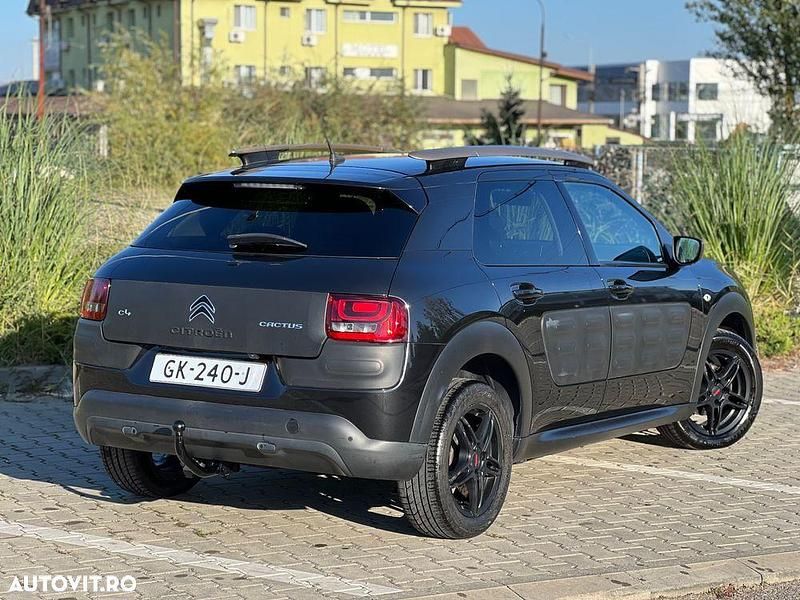Second-hand Citroën C4 Cactus Shine Edition 99 CP (72 kW) 2015 Culoarenegru Hatchback