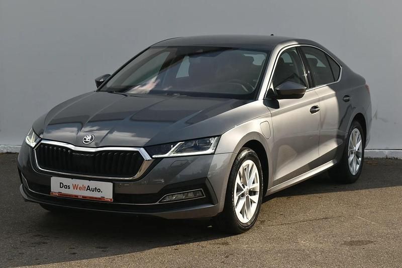 Gri Utilizat 2022 Skoda Octavia | 23.899 EUR (Preț OK) - Imagine 1/4