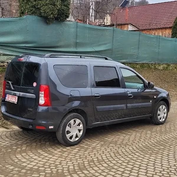 Second-hand Dacia Logan MCV 75 CP (55 kW) 2009 Break