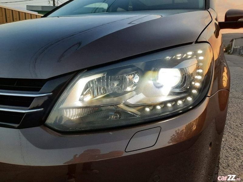 Second-hand VW Touran 2011 Alta Monovolum