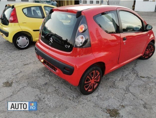 Second-hand Citroën C1 70 CP (51 kW) 2009 Rosu Hatchback