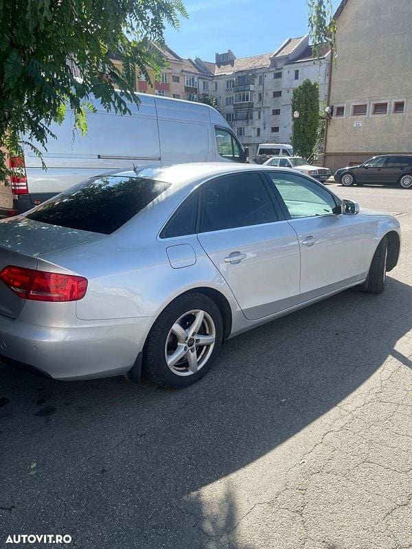 Culoaregri Utilizat 2010 Audi A4 Berlinǎ | 6.700 EUR - Imagine 1/4