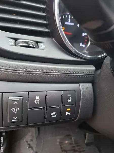 Second-hand Kia Optima 136 CP (100 kW) 2012 Negru Berlinǎ