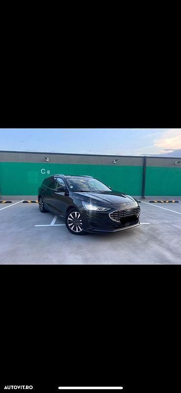 Culoarenegru Utilizat 2023 Ford Focus Break | 14.490 EUR (Scump) - Imagine 1/4