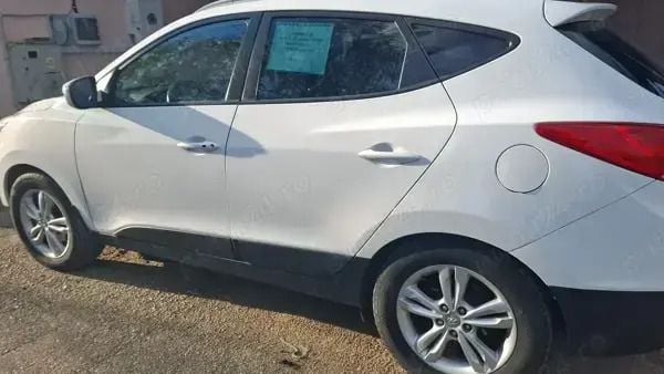 Utilizat 2012 Hyundai ix35 SUV | 8.500 EUR - Imagine 1/2