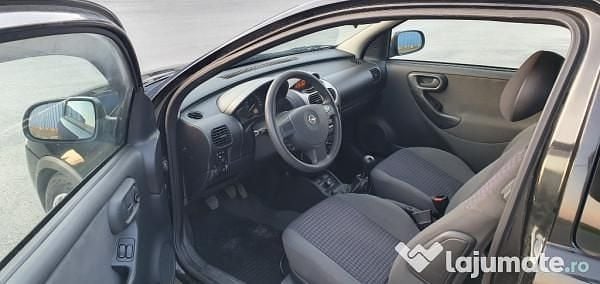 Negru Utilizat 2002 Opel Corsa Hatchback | 930 EUR (Super Preț) - Imagine 1/4