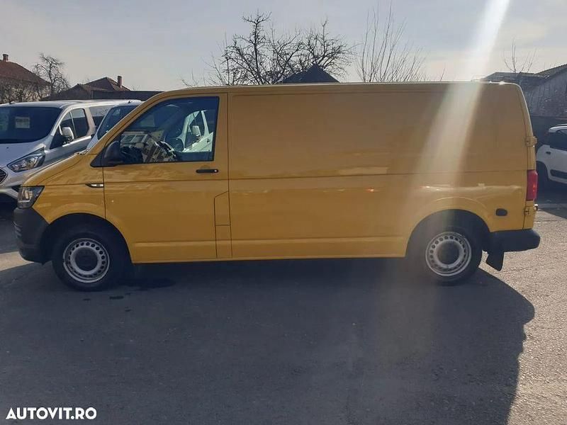 Second-hand VW Transporter 102 CP (75 kW) 2019 Culoaregalbeuriu Van