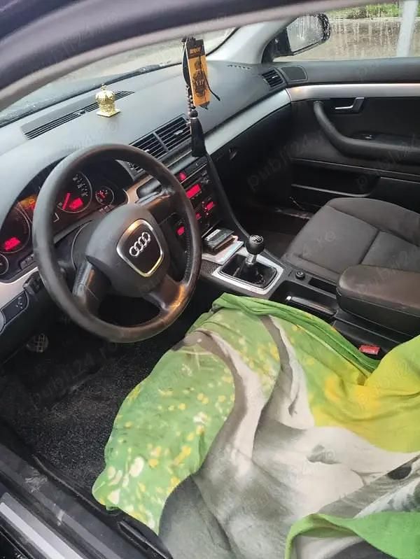 Second-hand Audi A4 140 CP (102 kW) 2006 Berlinǎ