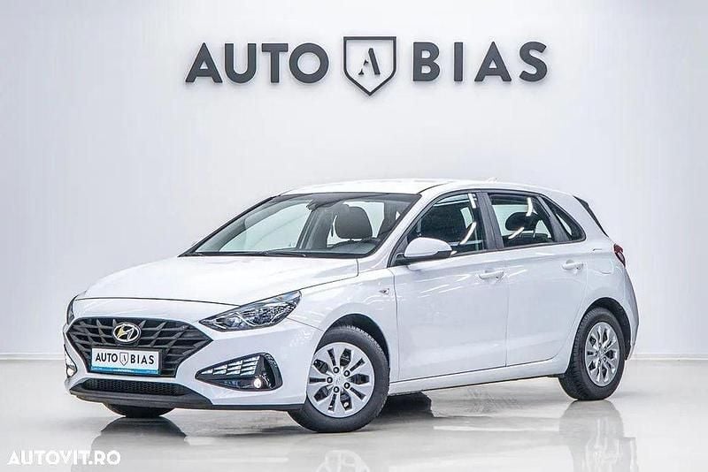 Culoarealb Utilizat 2021 Hyundai i30 Comfort Hatchback | 9.750 EUR (Super Preț) - Imagine 1/4