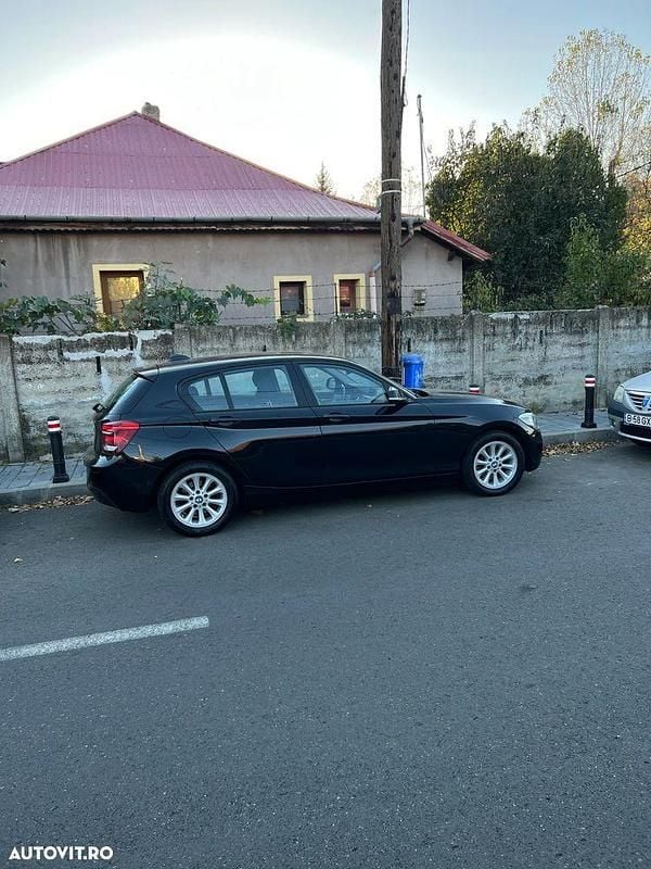 Second-hand BMW 116 Urban Line 116 CP (85 kW) 2012 Culoarenegru Hatchback