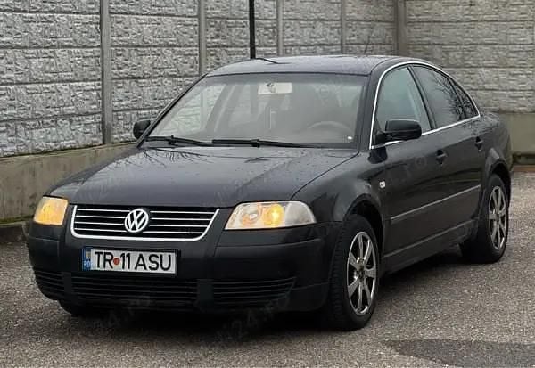 Second-hand VW Passat 131 CP (96 kW) 2003 Berlinǎ