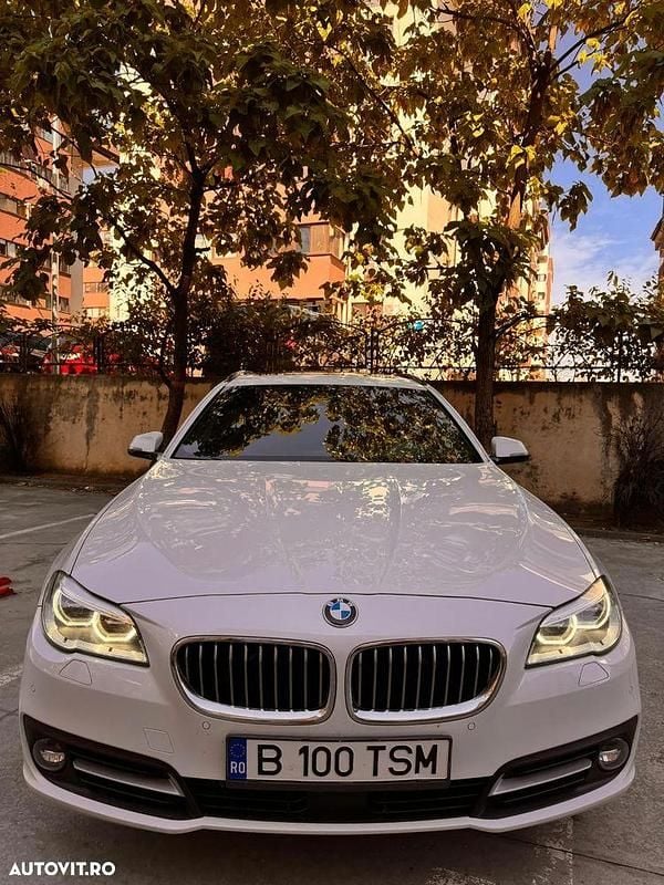 Culoarealb Utilizat 2016 BMW 520 Break | 17.800 EUR (Preț OK) - Imagine 1/4