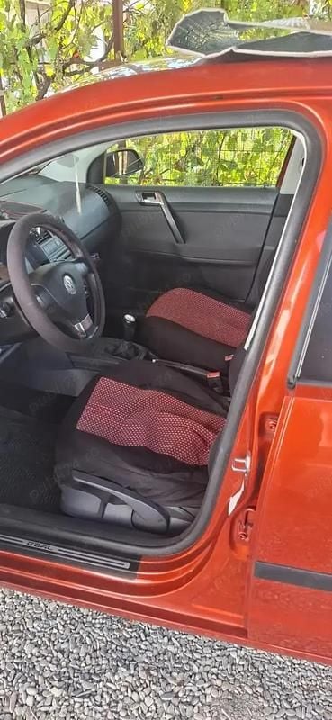 Second-hand VW Polo 40 CP (29 kW) 2006 Portocaliu Hatchback