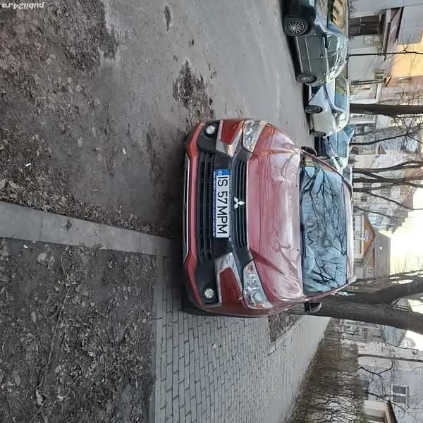 Rosu Utilizat 2017 Mitsubishi ASX SUV | 12.500 EUR (Scump) - Imagine 1/4