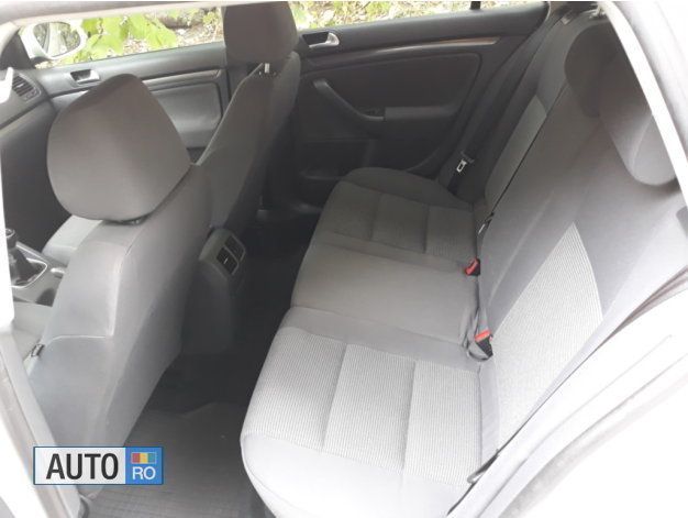 Alb Utilizat 2007 VW Golf V Break | 3.850 EUR (Puțin scump) - Imagine 1/4
