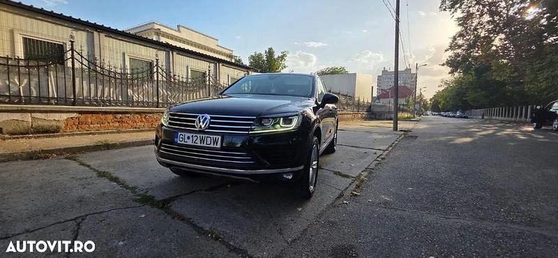 Culoarealbastru Utilizat 2018 VW Touareg SUV | 26.500 EUR (Super Preț) - Imagine 1/4