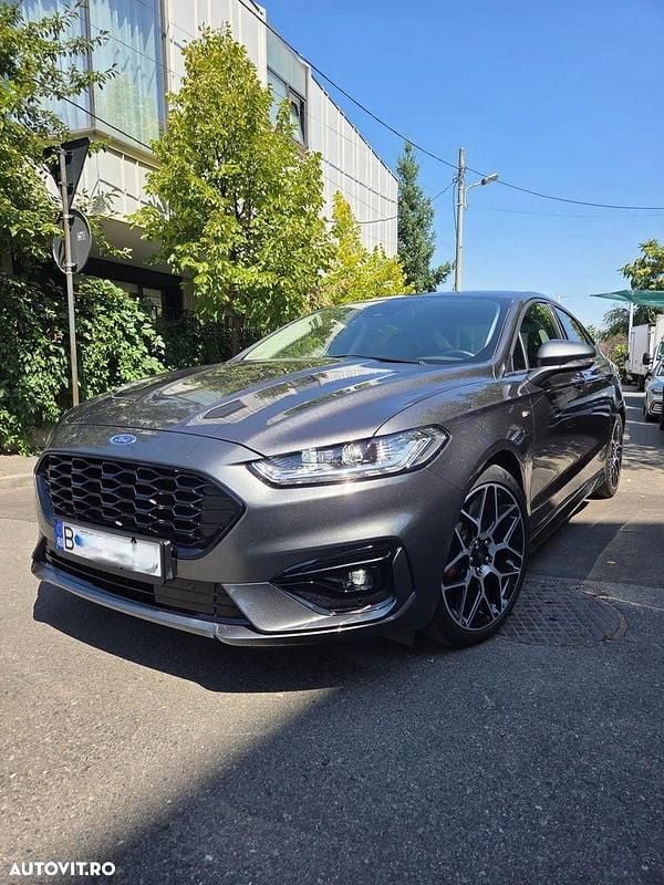 Culoaregri Utilizat 2022 Ford Mondeo ST-Line Berlinǎ | 18.900 EUR (Preț bun) - Imagine 1/4