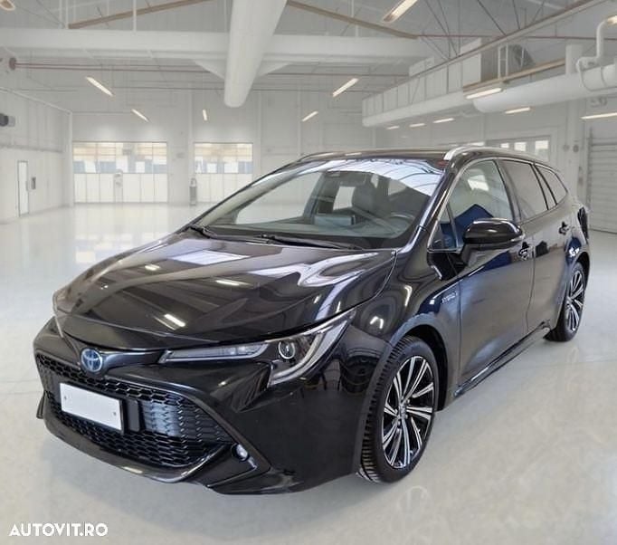 Second-hand Toyota Corolla 122 CP (89 kW) 2021 Culoaremaro Break