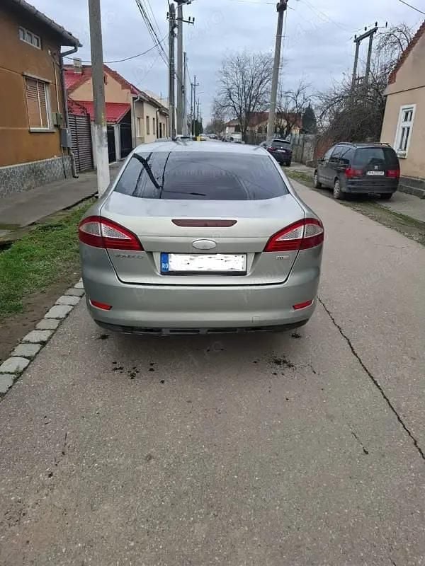 Second-hand Ford Mondeo 125 CP (91 kW) 2008 Bej Berlinǎ