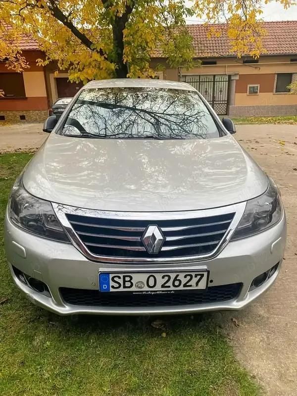 Utilizat 2011 Renault Latitude Initiale Berlinǎ | 7.000 EUR (Preț bun) - Imagine 1/4