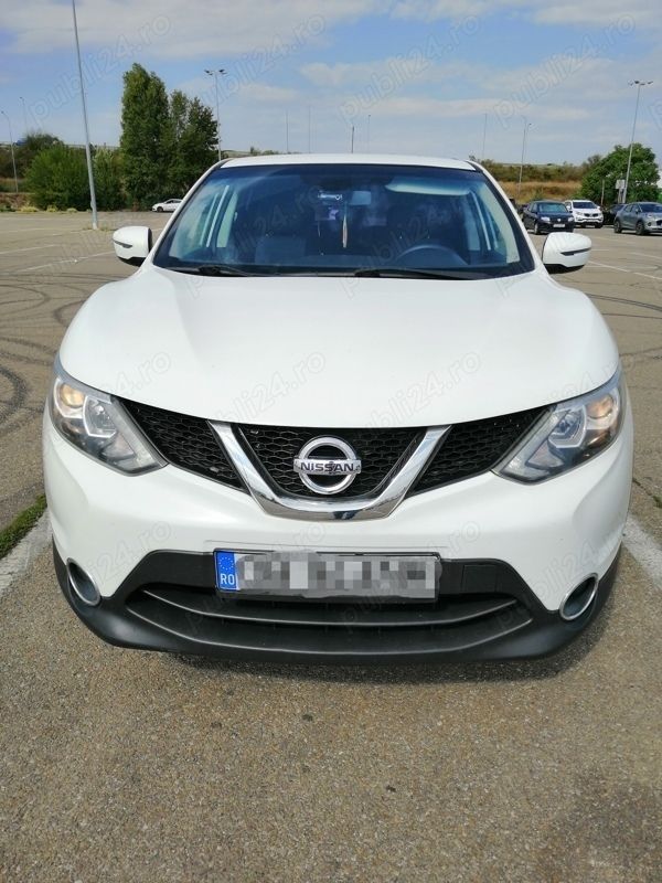 Alb Utilizat 2015 Nissan Qashqai SUV | 10.950 EUR (Preț OK) - Imagine 1/4