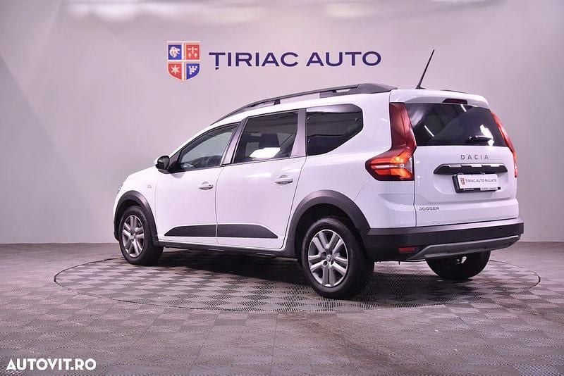 Second-hand Dacia Jogger 110 CP (80 kW) 2022 Culoarealb Monovolum
