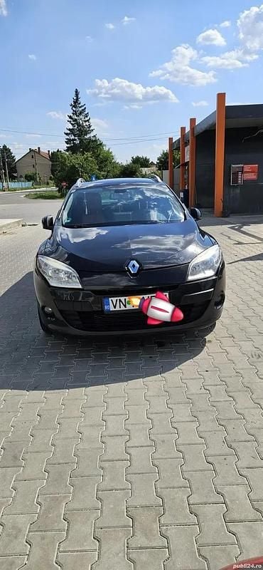 Utilizat 2010 Renault Mégane III | 4.000 EUR (Preț OK) - Imagine 1/4