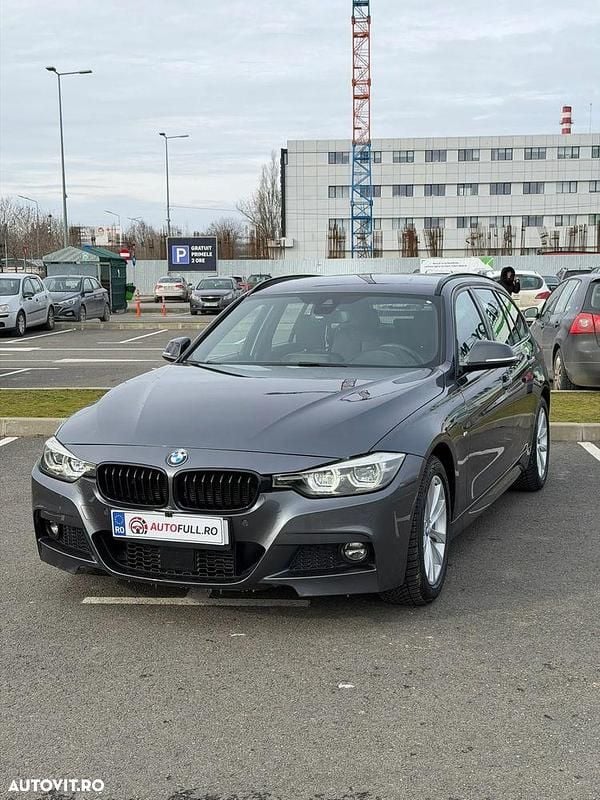 Culoaregri Second-hand 2019 BMW 320 M Sport Break | 15.700 EUR (Super Preț) - Imagine 1/4