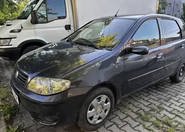 Utilizat 2004 Fiat Punto Hatchback | 4.500 EUR - Imagine 1/4