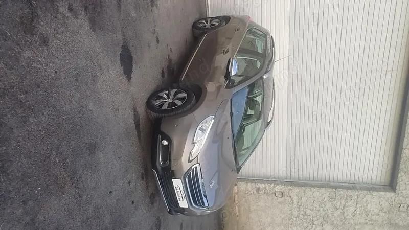 Utilizat 2014 Peugeot 2008 SUV | 7.190 EUR - Imagine 1/4