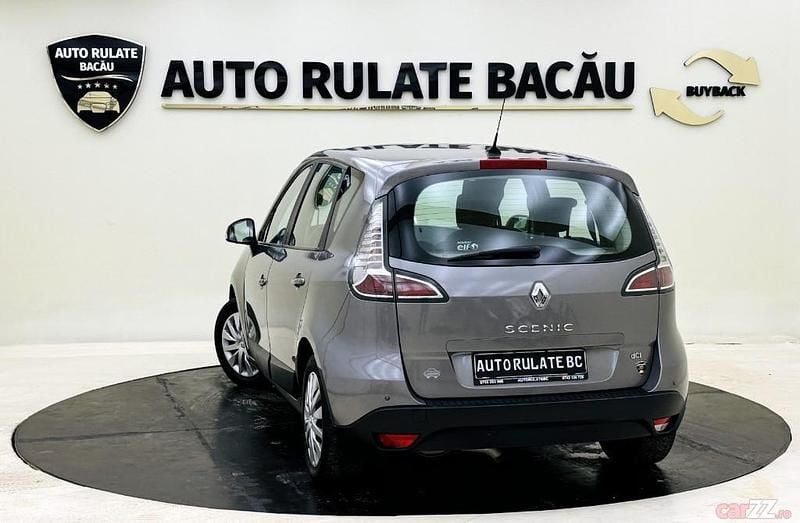 Second-hand Renault Scénic III 110 CP (80 kW) 2013 Culoaregri Monovolum