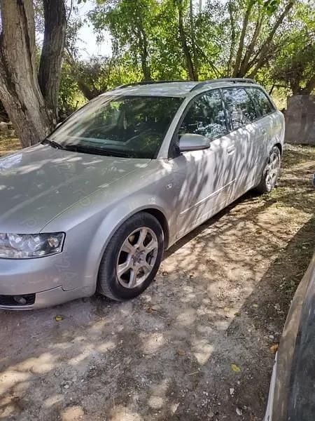 Utilizat 2005 Audi A4 Berlinǎ | 1.800 EUR (Preț bun) - Imagine 1/4