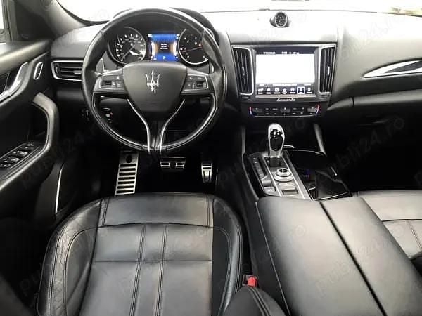 Second-hand Maserati Levante 275 CP (202 kW) 2017 Gri SUV