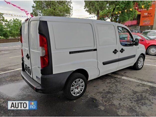 Alb Utilizat 2009 Fiat Doblò Monovolum | 4.999 EUR (Scump) - Imagine 1/4