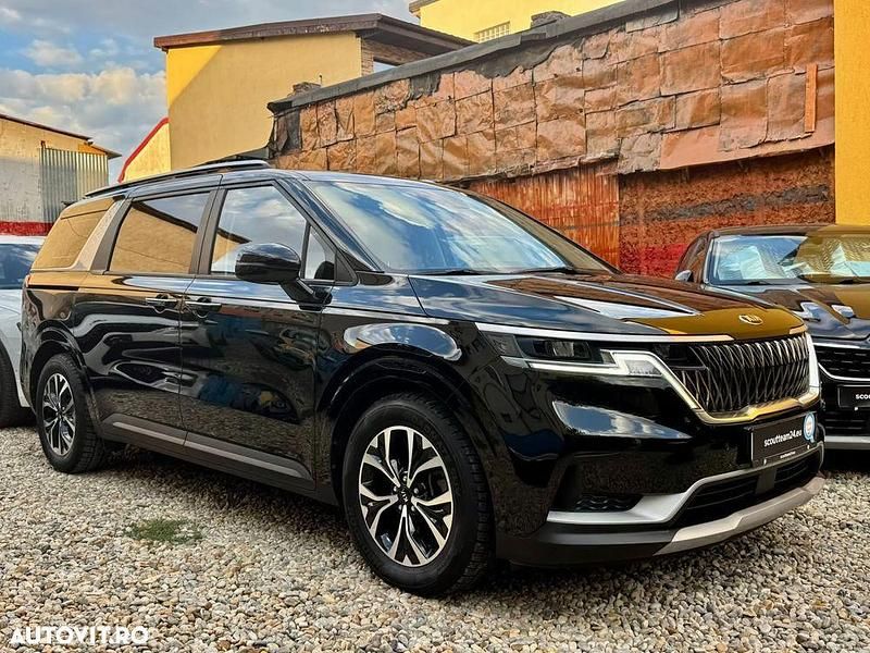 Second-hand Kia Carnival 204 CP (150 kW) 2020 Negru Monovolum