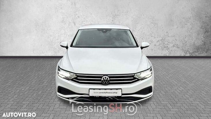 Alb Utilizat 2021 VW Passat Advance Berlinǎ | 17.255 EUR (Super Preț) - Imagine 1/4