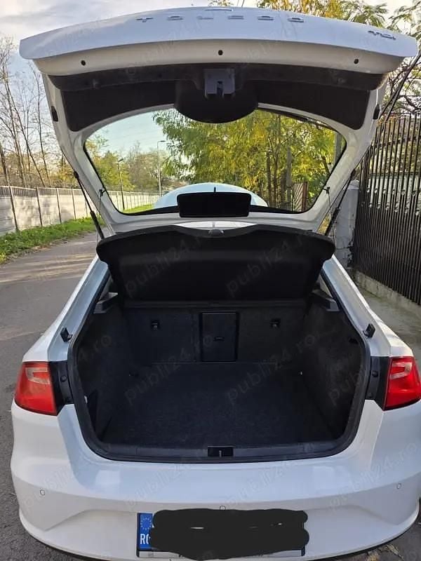 Second-hand Seat Toledo 115 CP (84 kW) 2016 Alb Berlinǎ