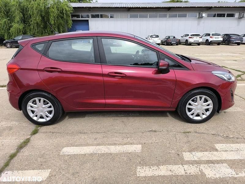 Second-hand Ford Fiesta 70 CP (51 kW) 2019 Culoarerosu Hatchback