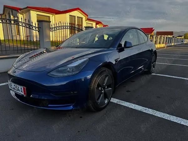 Second-hand Tesla Model 3 258 kW (351 CP) 2021 Albastru Berlinǎ