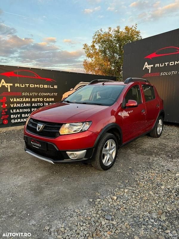 Culoarerosu Utilizat 2014 Dacia Sandero Prestige Hatchback | 4.699 EUR (Preț OK) - Imagine 1/4