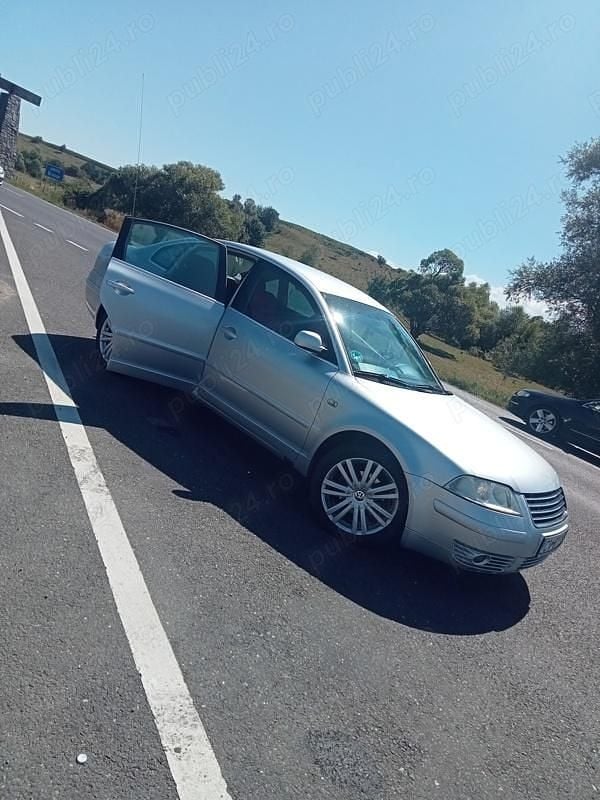 Second-hand VW Passat 131 CP (96 kW) 2002 Berlinǎ