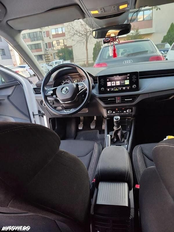 Second-hand Skoda Scala Active 95 CP (69 kW) 2021 Culoarealb Hatchback