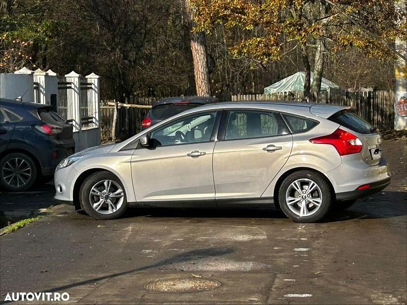 Second-hand Ford Focus SYNC Edition 100 CP (73 kW) 2014 Culoaregri