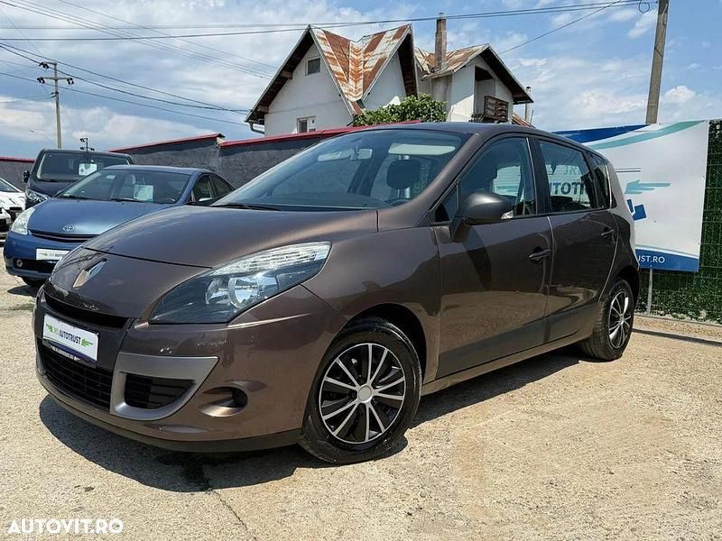 Culoaremaro Utilizat 2009 Renault Scénic III Expression Monovolum | 4.400 EUR - Imagine 1/4