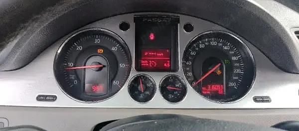 Second-hand VW Passat 140 CP (102 kW) 2005 Berlinǎ