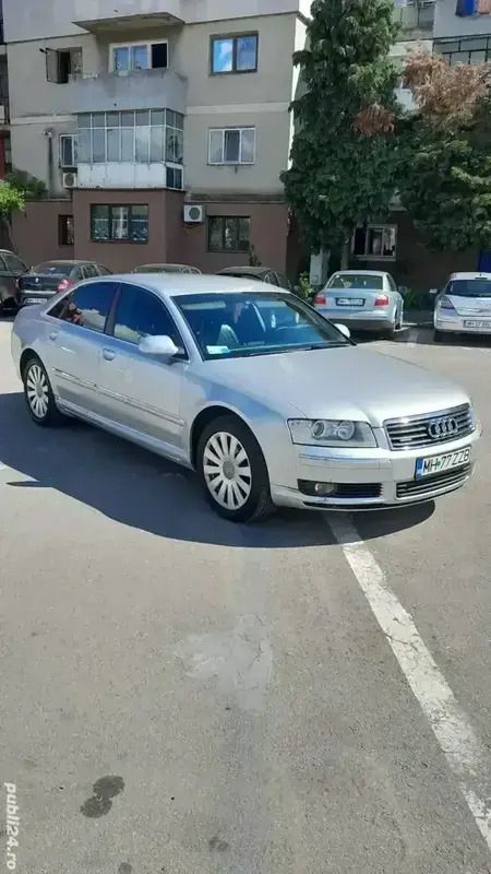 Argintiu Utilizat 2004 Audi A8 Berlinǎ | 2.800 EUR - Imagine 1/4