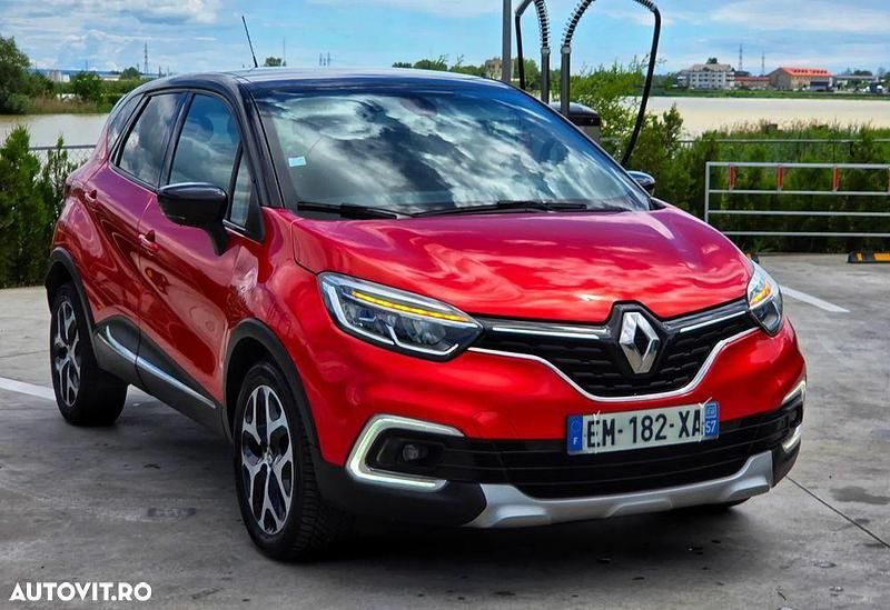 Rosu Utilizat 2017 Renault Captur Intens SUV | 9.490 EUR (Preț OK) - Imagine 1/4