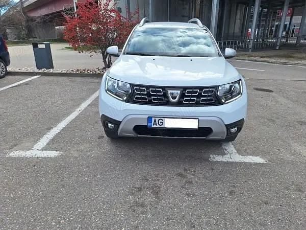Alb Utilizat 2021 Dacia Duster SUV | 12.400 EUR (Preț bun) - Imagine 1/4