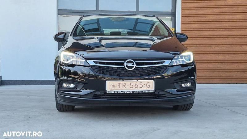 Negru Utilizat 2017 Opel Astra Innovation Hatchback | 7.200 EUR (Preț OK) - Imagine 1/4